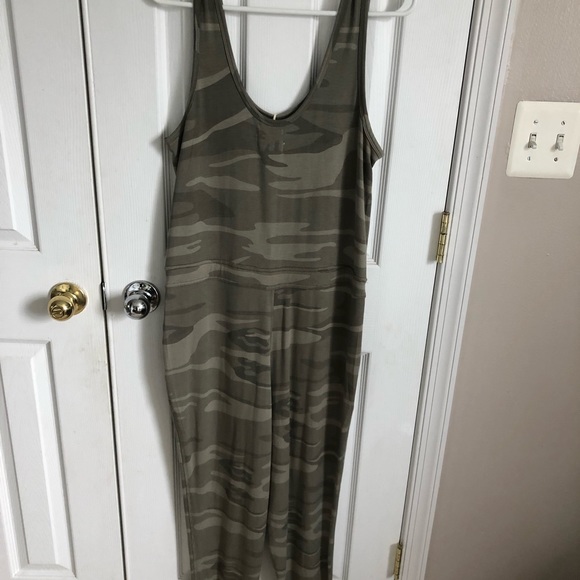 Womens Camo Romper pants - Picture 2 of 8